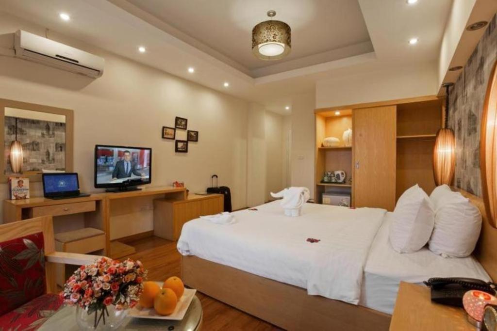 Hanoi Impressive Hotel Экстерьер фото